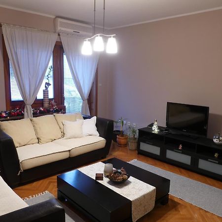 Apartment Krsta Нови Сад Екстериор снимка