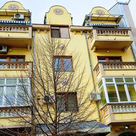 Apartment Krsta Нови Сад Екстериор снимка