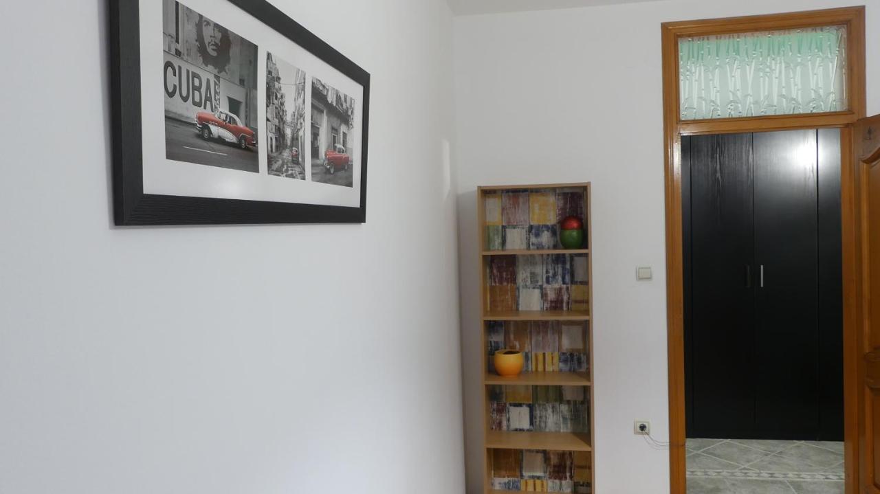 Apartment Krsta Нови Сад Екстериор снимка